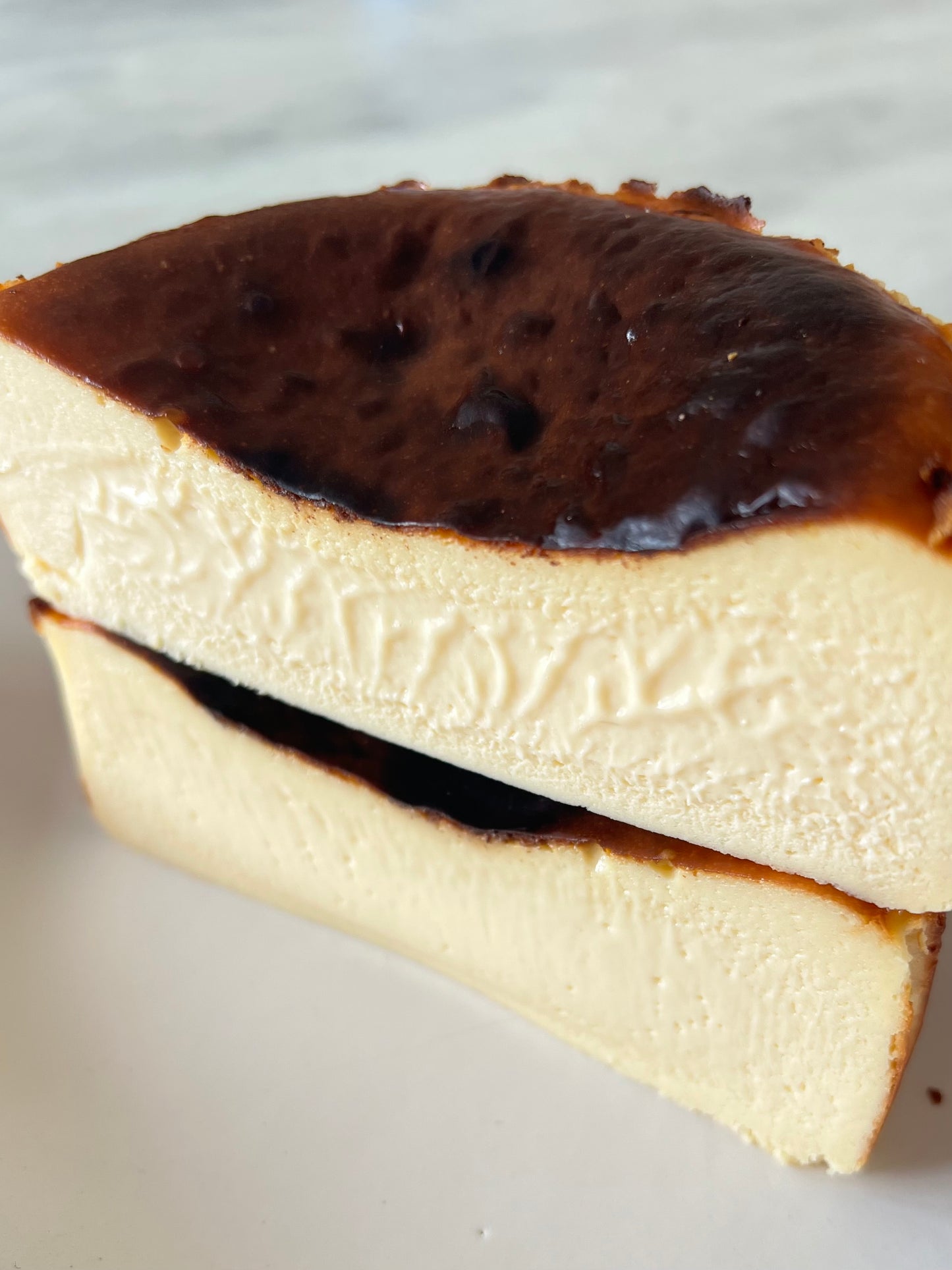とろっとろバスクチーズケーキ