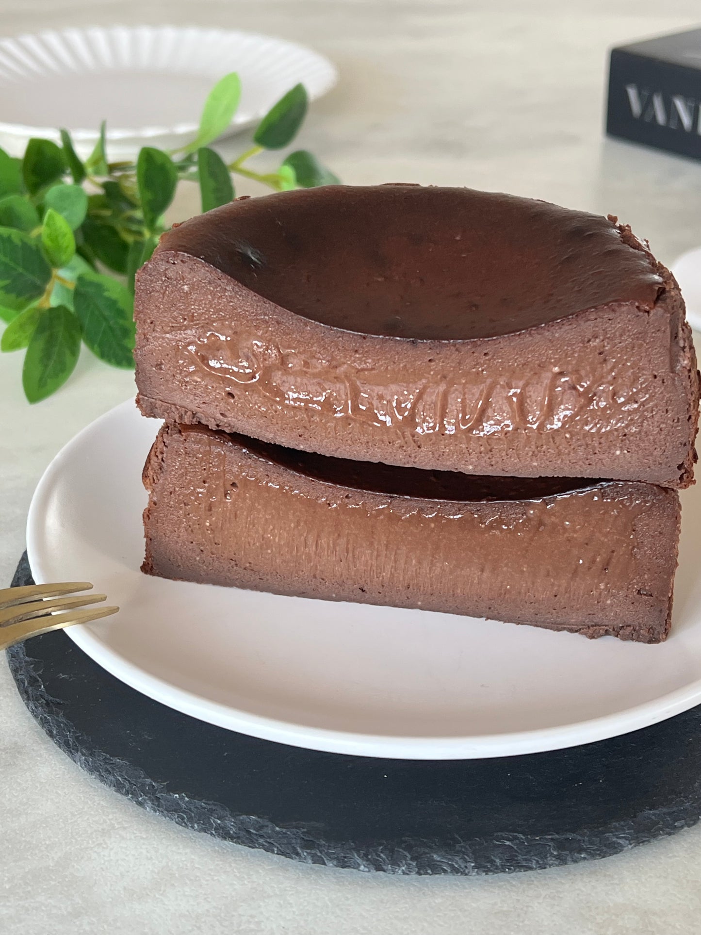 生チョコバスクチーズケーキ